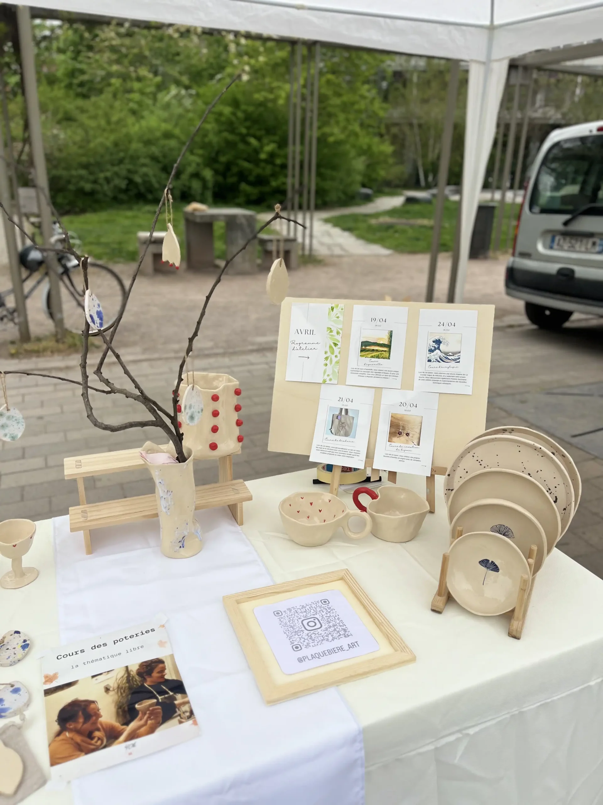 Exposition de créations en céramique avec programme d’ateliers artistiques